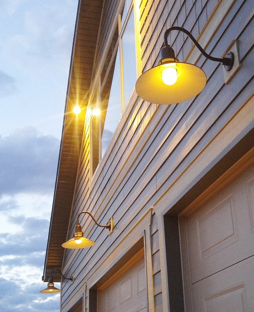 Cherokee Uplight Gooseneck, Outdoor Wall Light | Barn Light Electric