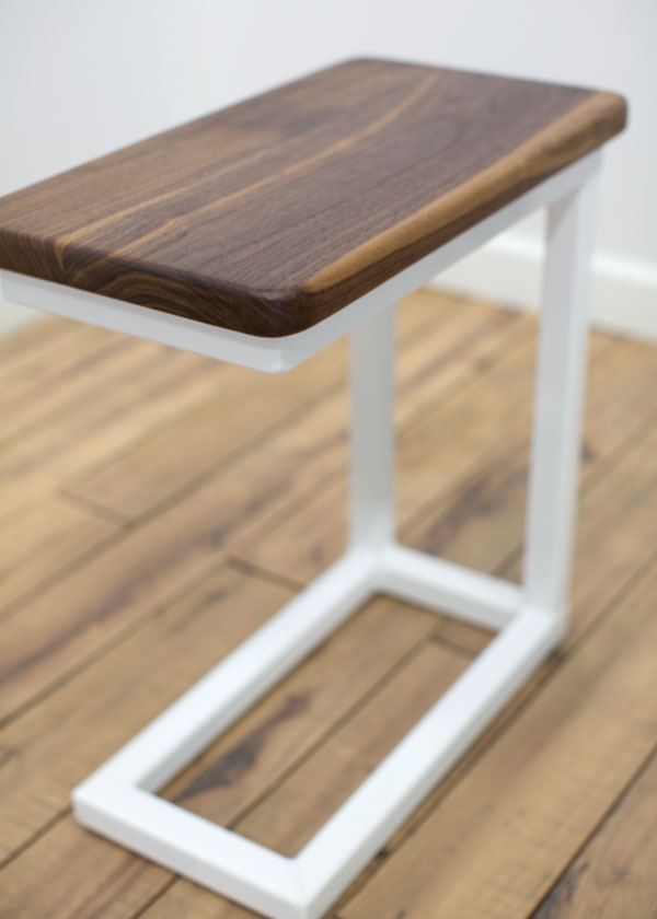 The Magnolia End Table Barn Light USA