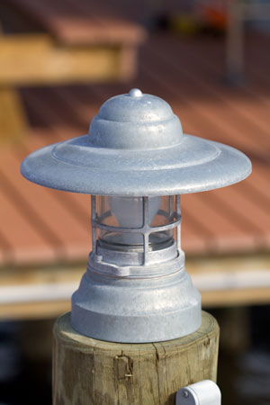 post-mount-dock-light