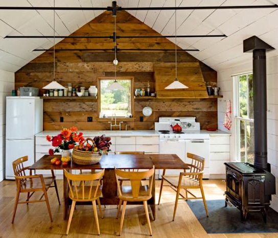 Vintage Barn Pendants Highlight Kitchen In Island Home Vintage Barn Pendants Highlight Kitchen