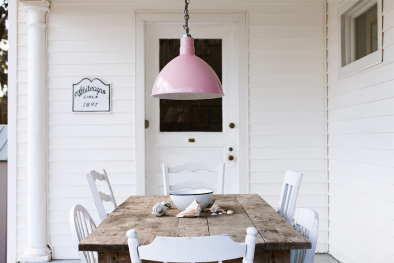 chain hung pendant lighting