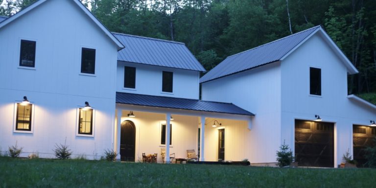 modern farmhouse exterior lights